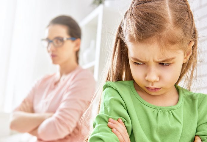 Traiter avec un adolescent irrespectueux qui répond